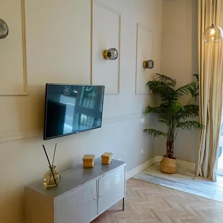 Amplio A 5 Min De San Luis, Luminoso Y Comodo *