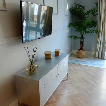 Amplio A 5 Min De San Luis, Luminoso Y Comodo *