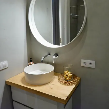 Amplio A 5 Min De San Luis, Luminoso Y Comodo דירה