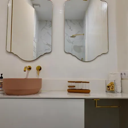 דירה Amplio A 5 Min De San Luis, Luminoso Y Comodo סביליה