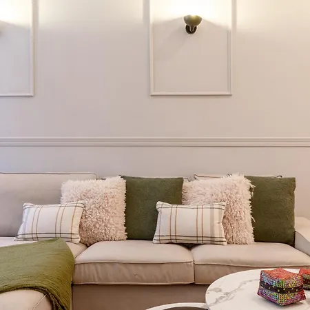 Amplio A 5 Min De San Luis, Luminoso Y Comodo