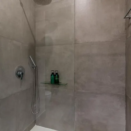 Amplio A 5 Min De San Luis, Luminoso Y Comodo *