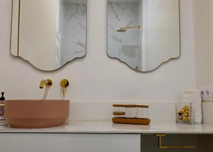 Apartmán Amplio A 5 Min De San Luis, Luminoso Y Comodo Sevilla